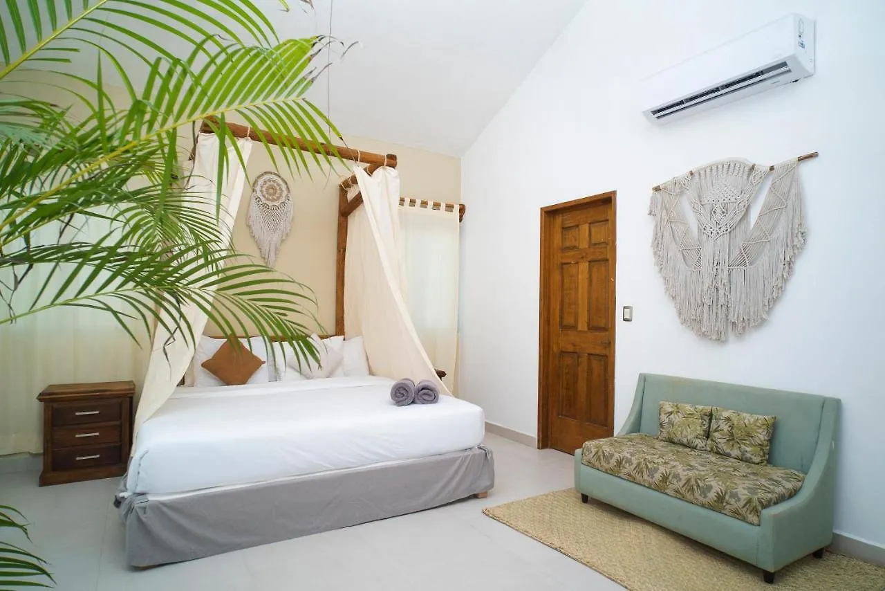 Nomads Enigmatic Hotel & Restaurant Bar كانكون