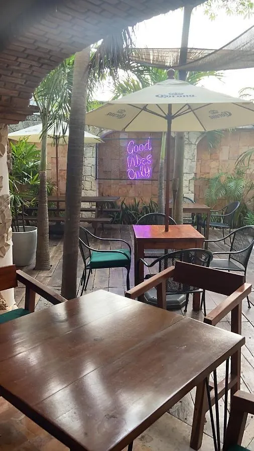 Nomads Enigmatic Hotel & Restaurant Bar كانكون المكسيك
