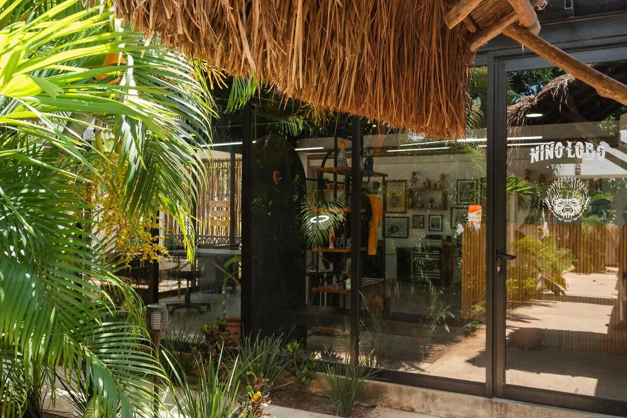 Nomads Enigmatic Hotel & Restaurant Bar كانكون